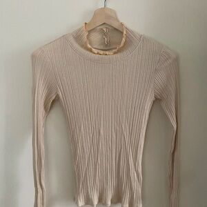 Everlane Ribbed Long Sleeve Top in Cream